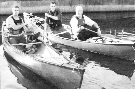 Matt Peach and Chris Walsh who will take part in a four day Canoe from Dromara to Belfast along the Lagan sponsored by Tommy Anderson of Lagan Valley Steels. US4107-513C0.