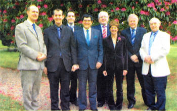 The Marquis of Downshire with Edwin Poots MLA, Minister for Culture, Arts & Leisure; CIIr. Paul Givan, Lisburn City Council; CIIr. Bill Gardiner- Watson, Lisburn City Council; CIIr. Allan Ewart, Lisburn City Council; Claire Faulkner, Garden Show Ireland; CIIr Trevor Lunn, Lisburn City Council; CIIr Jim Dillon, Lisburn City Council.
