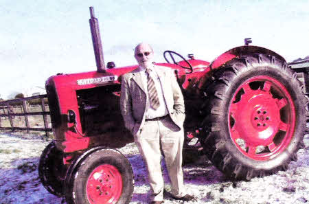 Jim Irvine a member of the Glenavy and District Vintage Club, from Broomhedge with his 1964 Nuffield 1060.
	