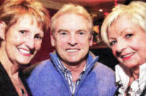 Lynda Dickson, Peter Donaldson and Lorraine Graham. at Uno's fundraising evening. US0810-524cd
					