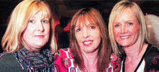 Diane Patton, Gillian Cartmill and Catherine McQuillan at Uno's fundraising evening. US0810-518cd
