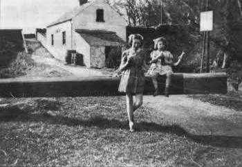 Clara Crookshanks with her elder sister Margaret at the Drumbeg Locks in about 1946