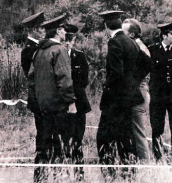 Police at the scene where Jennifer was found in 1981.