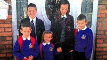 Laura Murphy with her cousins Ross Hull, Ben Hull, Katie Hull and brother Dylan Murphy all past and present members of Knockmore Primary School.