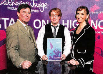 Pictured following the live final of the Catherine Judge Memorial Award which was held in the Great Hall at Queen's University, Belfast is finalist Gareth Houston of Wallace High School, Lisburn with Pat Byrne, regional manager Bank of Ireland UK Northern Ireland and Una Hunt, Chair of Catherine Judge Memorial judging panel and internationally renowned Irish pianist.