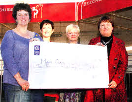 Deborah Johnston (Marie Curie) Jane O'Loughlin, Dorothy Sturgeon and Paula McCabe, organiser