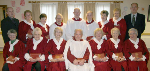Organist William McGeown pictured with St Matthew’s Church Choir, Broomhedge at a family on Sunday morning 26th April 2009 Included are churchwardens John Kennedy (left) and John Gray (right).