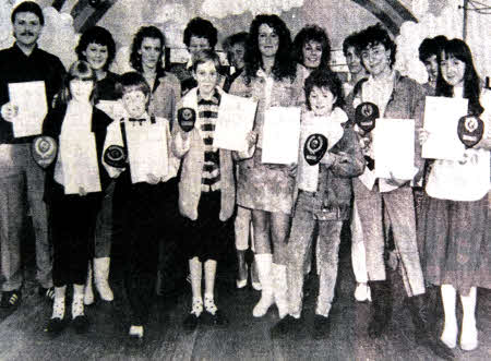 Local television presenter Shauna Lowry presented prizes to the winners of the Youth Against Vandalism competition, organised by Lisburn Youth Council and the South Eastern Education and Library Board in Stevenson's Youth Club, Dunmurry in 1999.
