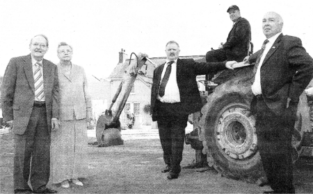 Mr. and Mrs. Adam Pouts, the Mayor of Lisburn Councillor James Tinsley (on digger), Owen Monaghan, Chairman of the Ferguson Heritage Midlands Group and Eric Jess, Chairman of the local Harry Ferguson Celebration Committee.