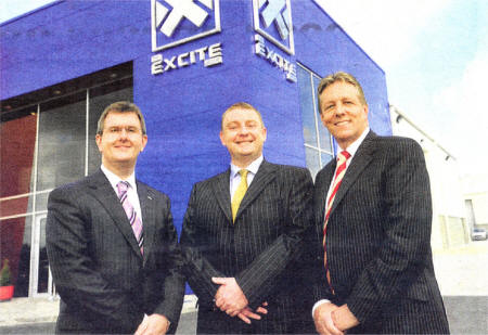 Lagan Valley MP Jeffrey Donaldson, EXCITE Managing Director Cohn Cummings and First Minister Peter Robinson. US3808-Excite