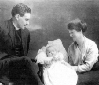 The Rev David Corkey, his wife Constance, and child Constance Sloane Corkey in 1921.