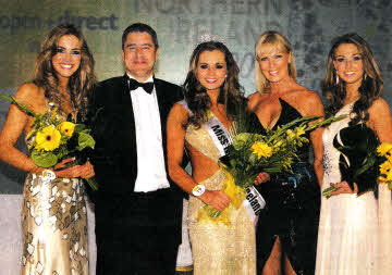 Tiffany Brien (middle) with Sarah Ennis (3rd), Mark Hallam, Alison Clarke and Meagan Green (2nd)
